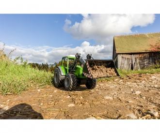 1:16 RC Tractor w. front loader, RC tractor