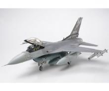 1:48 Lockheed Martin F-16C Block 25/32 model kit