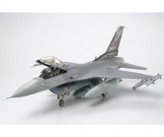 1:48 Lockheed Martin F-16C Block 25/32 model kit