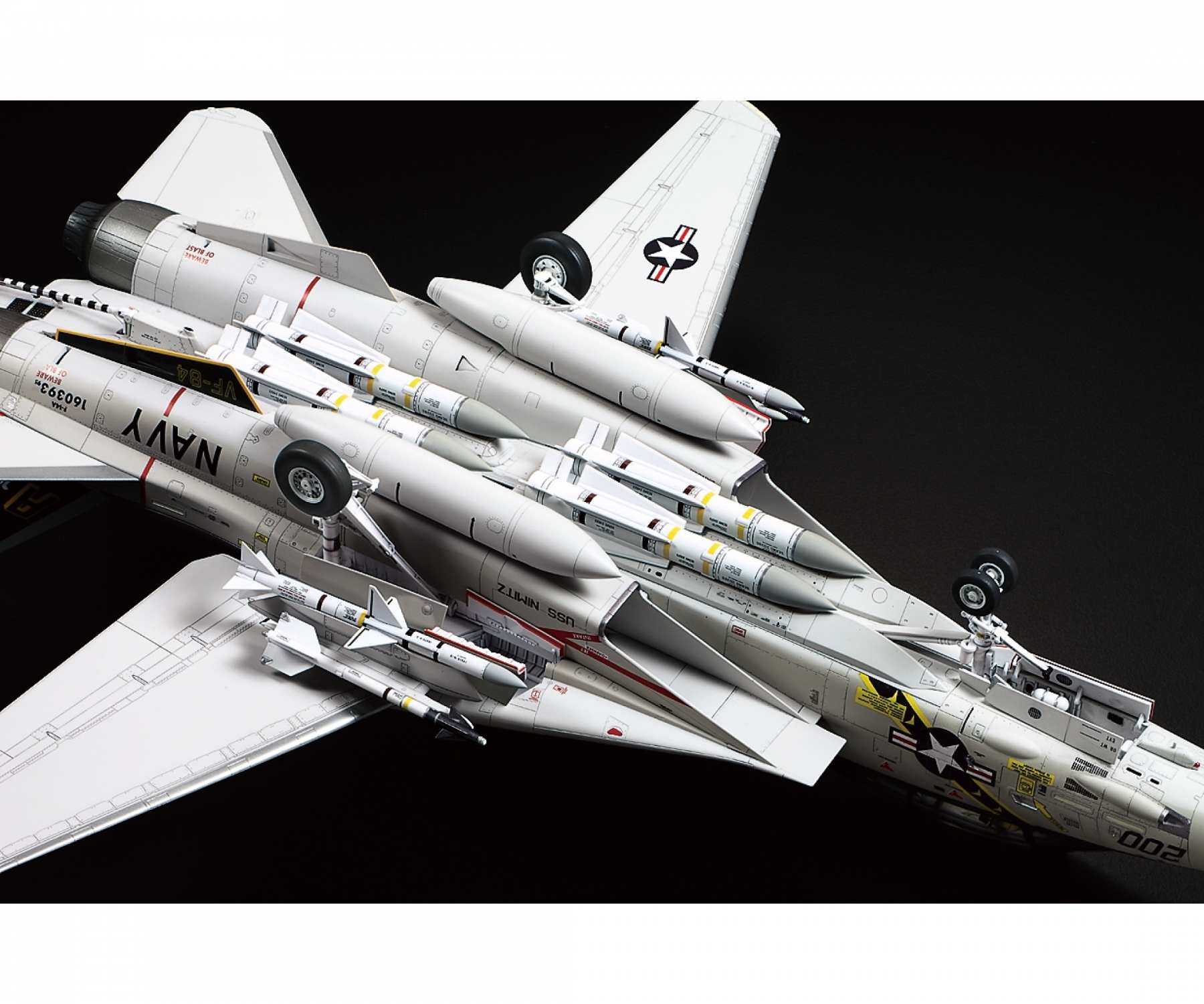 TAMIYA 1/48 GRUMMAN F-14A TOMCAT 装備特別仕様 TAMIYA 1/48 GRUMMAN F-14A TOMCAT 装備特別仕様 1/48 SCALE GRUMMAN F-14A