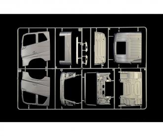 Italeri 1:24 Volvo FH4 Globetrotter XL Kit