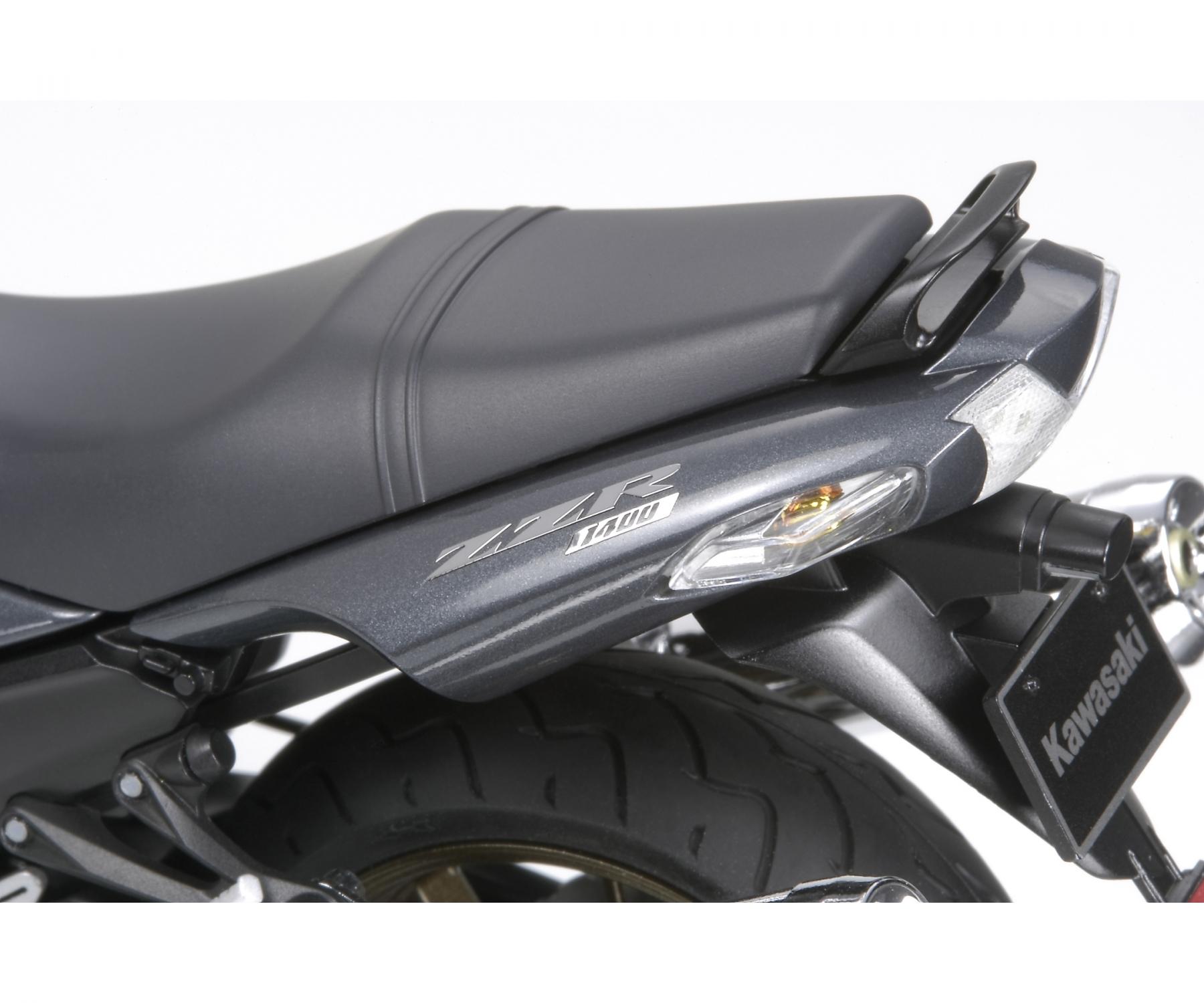 Buy 1:12 Kawasaki ZZR 1400 Ninja/ZX-14 Stre. online | Tamiya