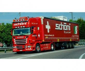 Italeri Curtainside Trailer Model Kit 1:24