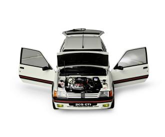 1:8 IXO Peugeot 205 GTI Weiß
