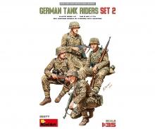 1:35 Fig. Dt. Soldaten mitfahrend Set 2