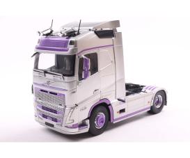 1:24 Volvo FH Globetrotter XL silv./pur.