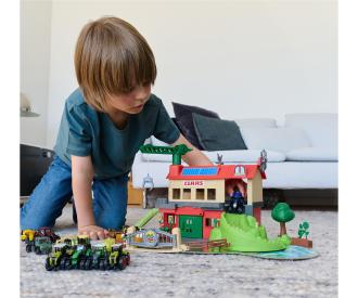 Farmyard with 3 Vehicles Playset, 56 x 36 x 24 cm