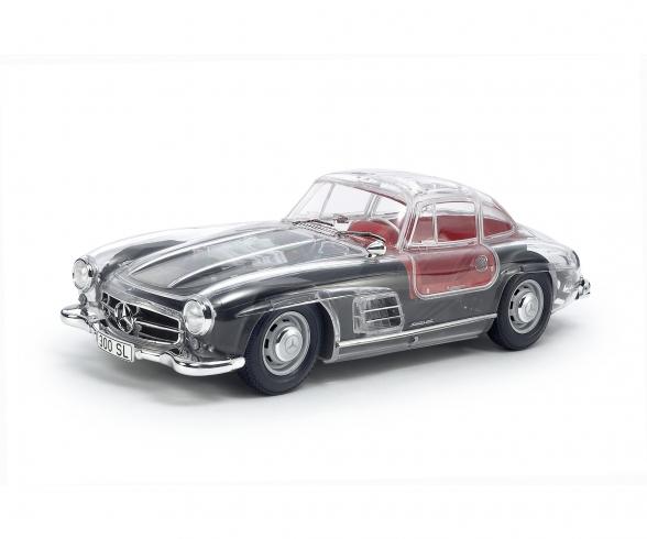 1:24 Mercedes-Benz 300SL Full-View