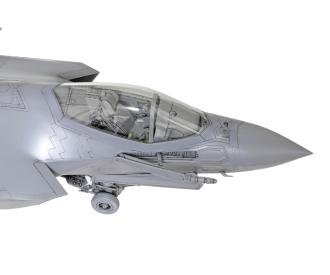 1:48 US F-35C Lightning II
