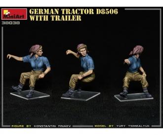 1:35 Deutscher Traktor D8506 mit Anhänger (1)