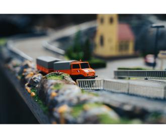 1:87 MB Unimog U406 w. trailer 100% RTR