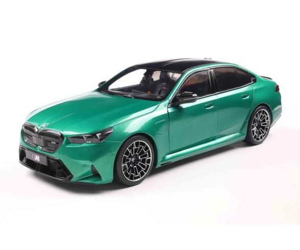 BMW M5 (G90) Druckguss-Modellauto, 1:18