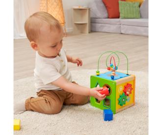 Small Play and Learning Cube