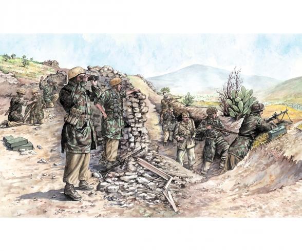 Italeri German Paratroopers Model Kit 1:72
