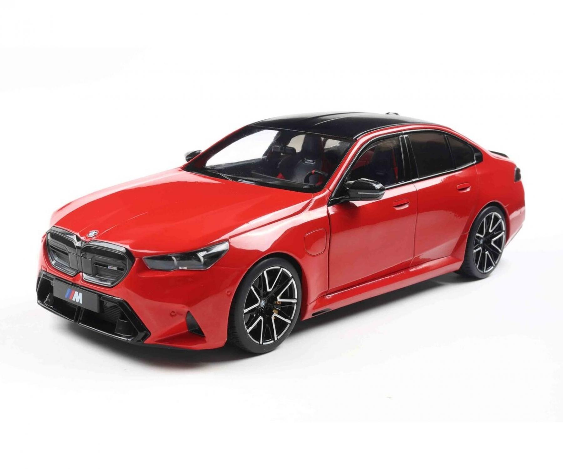まさ昌 M5 2025年製 赤 1/18 ミニカー 1/18 Solido 2025 BMW M5 G99 (Fire Red) Diecast Car Model
